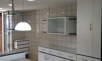 Imagem 7: Apartamento no Manaíra tendo 206m² com condomínio incluso