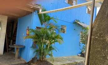 Imagem 2: Duas casas a venda no mesmo lote