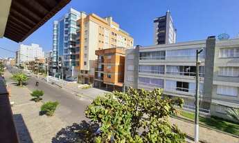 Imagem 3: 2 Dormitorios proximo a praça Flávio Boianovski com sacada de frente