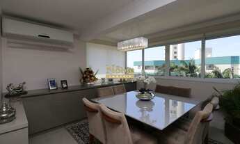 Imagem 2: Apartamento exclusivo - um por andar / mobiliado / amplo living / 250m do mar / frente les