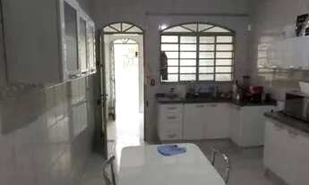 Imagem 7: Casa para venda tem 220 metros quadrados com 3 quartos em Centro - Pompéia - SP