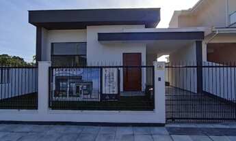 Imagem 2: Casa para venda possui 100 metros quadrados com 3 quartos em Forquilhas - São José - Santa