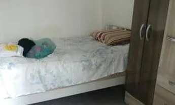 Imagem: Família aluga quarto para estudante na