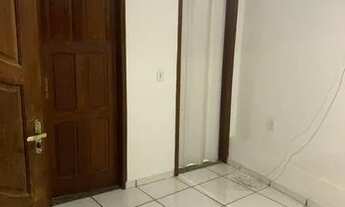 Imagem 5: Casa praia morro praça golfinhos