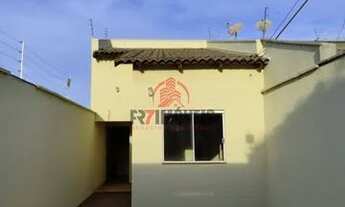 Imagem: CASA NO SETOR LAGUNA PARQUE- TRINDADE/GO