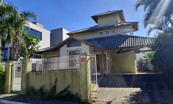 Imagem: LAGOA DA CONCEIÇÃO - BECO DOS SURFISTAS