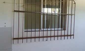 Imagem 2: Aluga se kitnet Casa com 1 dormitório