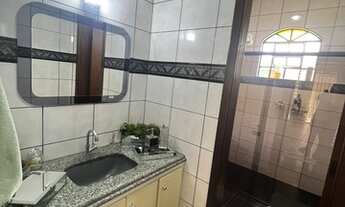 Imagem 4: Casa para venda tem 200 metros quadrados com 3 quartos em Santa Amélia - Belo Horizonte