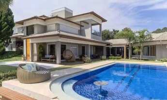 Imagem 6: Casa de condomínio para venda possui 863 metros quadrados com 7 quartos