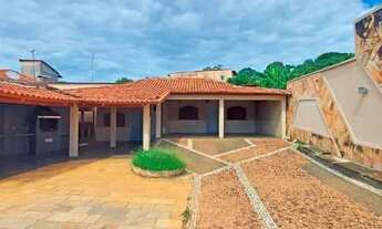 Imagem: Térrea para venda com 300 metros quadrados