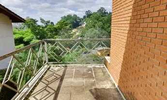 Imagem 7: Sobrado em rua fechada no Pé da Serra da Cantareira