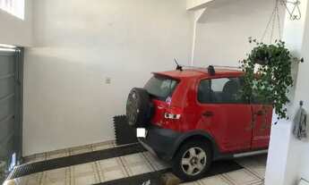 Imagem 3: Casa a venda 205m², 3 quartos, 2 banheiros, área gourmet + edícula com suíte e cozinha