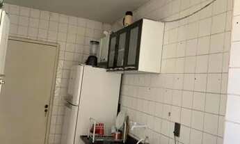 Imagem: Alugo Quarto Av saneamento