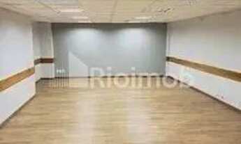 Imagem 4: Maracanã Galpão / depósito com 1 vaga na garagem