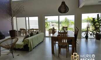 Imagem 2: Casa para venda e locação no Condomínio Lago Dourado em Jacareí