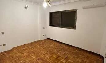 Imagem 6: Apartamento para aluguel possui 190 metros quadrados com 4 quartos em Jardim Europa - São