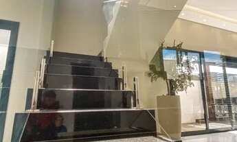 Imagem 6: Sobrado no Belvedere I - Suíte master com closet, banheira e sacada!