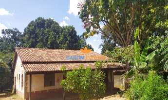 Imagem: Linda Chácara no Jardim Ingá, com casa