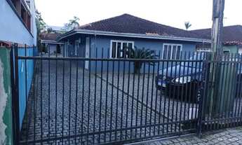 Imagem: 2 Casa no Centro Pirabeiraba excelente localização