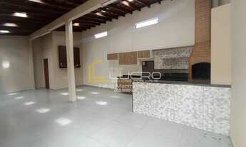 Imagem: Casa para aluguel com 280 m² e 3 quartos