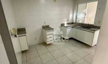 Imagem: Casa estilo sobrado com 2 suítes à venda