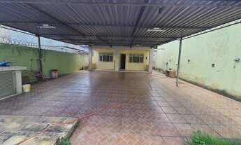 Imagem 3: Casa Linear Terreno 520m² 3 Quartos, 10 Vagas, Quintal Enorme e Piscina Roldão Gonçalves A