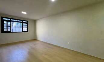 Imagem 2: CASA GEMINADA INDEPEND. 4 QUARTOS CASTELO