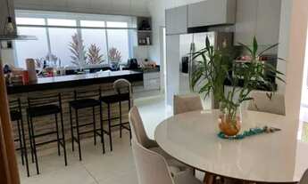 Imagem 7: Casa em capim macio com 3 quartos 190m² FC03