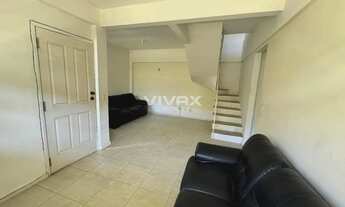 Imagem 2: MÉIER - CASA - Joaquim Meier - 3 quartos - 1 Suíte- 1 Banheiro - 2 Vagas