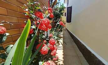 Imagem 6: Vende-se casa na Rua Pedro Guedes com 242M² Composta por 6 Quartos, 4 banheiros e vaga par