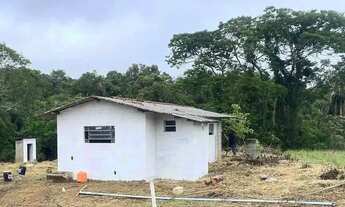 Imagem: HE Adquiria um terreno 826m²con área construída!