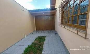 Imagem 3: Casa de alvenaria para aluguel conforto, espaço e excelente localização no bairro niterói