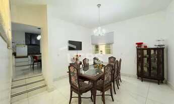 Imagem 7: SOBRADO COMERCIAL - RUA 115 - EXCELENTE PARA CLINICAS E ESCRITORIOS DE ALTO PADRÃO