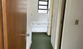 Imagem 7: IMOBILIÁRIA SCHOTKIS VENDE APARTAMENTO DE 01 DORMITÓRIO DESOCUPADO PODENDO SER SALA COMERC