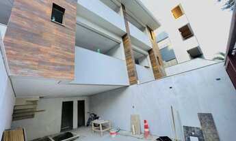 Imagem 2: CASA GEMINADA DE 03 QUARTOS COM 01 SUÍTE, ÁREA GOURMET COM CHURRASQUEIRA E 04 VAGAS