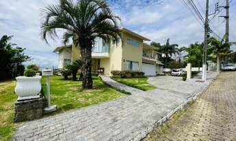 Imagem 2: Casa no Bosque das Mansões com Vista Panorâmica para o Mar