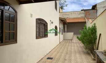 Imagem 2: CASAVALINHOS Casa com 5 dormitórios