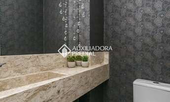 Imagem 7: PORTO ALEGRE - Apartamento Padrão - Passo da Areia