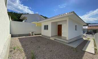 Imagem 2: Casa para Venda em Palhoça, BELA VISTA, 2 dormitórios, 1 suíte, 2 banheiros, 1 vaga