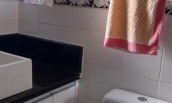 Imagem 11: Apartamento 3/4 sendo 01 Suíte 02 Garagens e Depósito no Imbuí