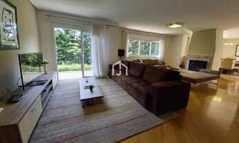 Imagem 5: Mansão com 06 dormitórios em condomínio de alto padrão a venda em Campos do Jordão-SP