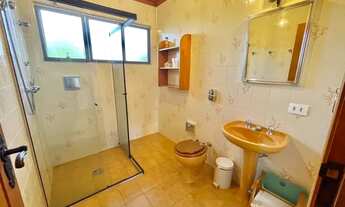 Imagem 7: Casa em meio a natureza próxima ao centro de Campos do Jordão