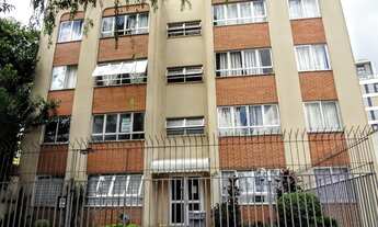 Imagem: Em frente à academia BeHappy