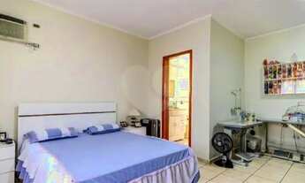 Imagem 6: Sobrado de 3 andares, sendo o terceiro andar de lazer com churrasqueira, um salão amplo e