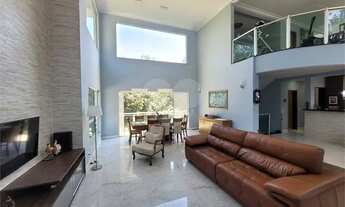 Imagem 3: Venda Casa de alto padrão mobiliada no Condomínio Alpes da Cantareira