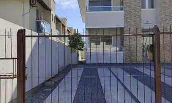 Imagem 2: Belíssimo apartamento mobiliado na Barra do Aririu