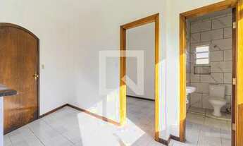 Imagem 3: Casa para Aluguel - Interlagos, 1 Quarto, 33 m2