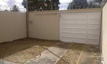 Imagem 2: Casa para aluguel possui 95 metros quadrados com 3 quartos em Setor Santos Dumont - Goiâni