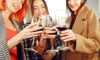 Imagem: Amiga pra rolê, sair fazer amizade