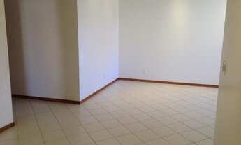 Imagem 2: Apartamento com 107 m2, com 4 quartos sendo 1 reversível